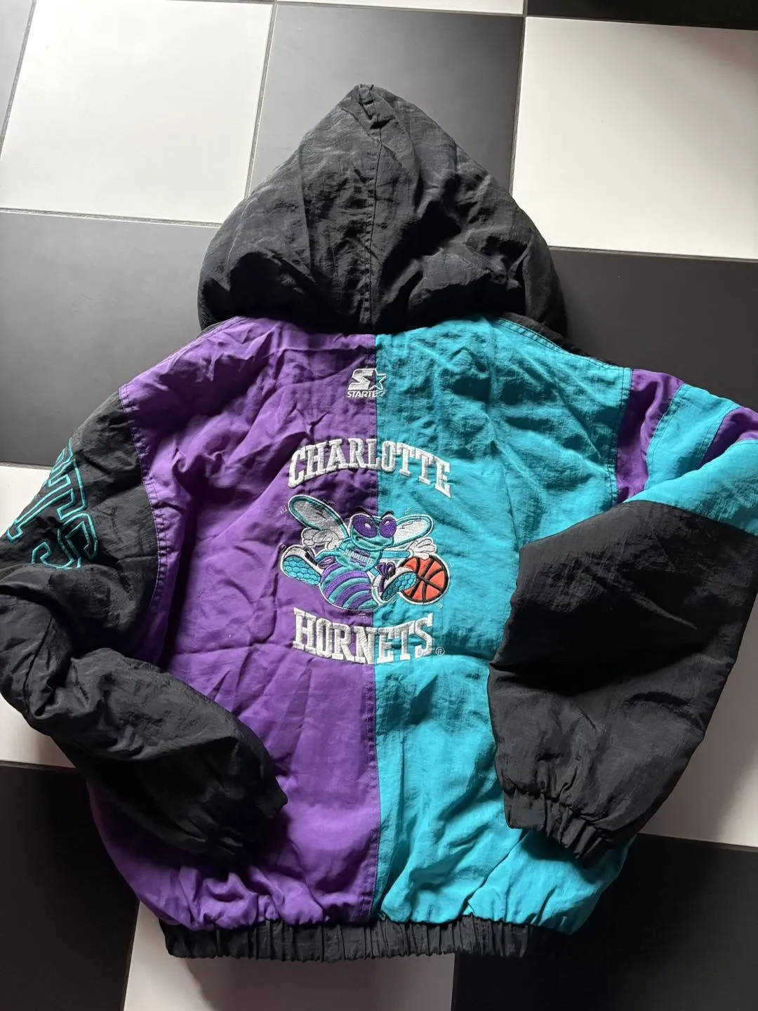 Veste Charlotte Hornets vintage – 