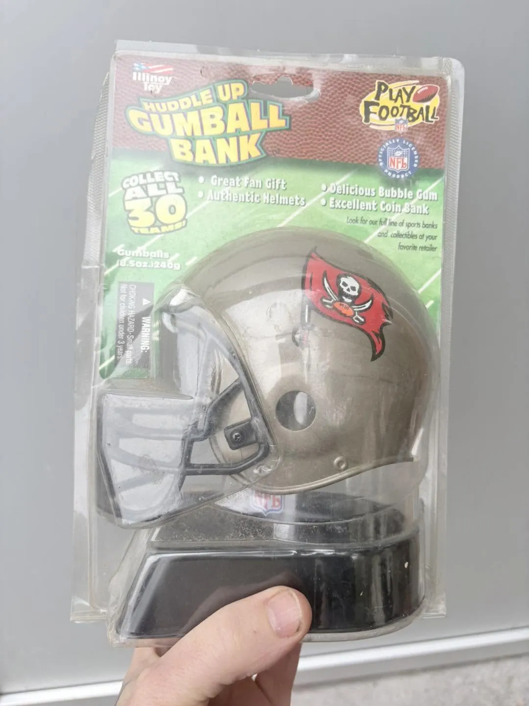 Tirelire distributeur de chewing-gum casque Buccaneers – 
