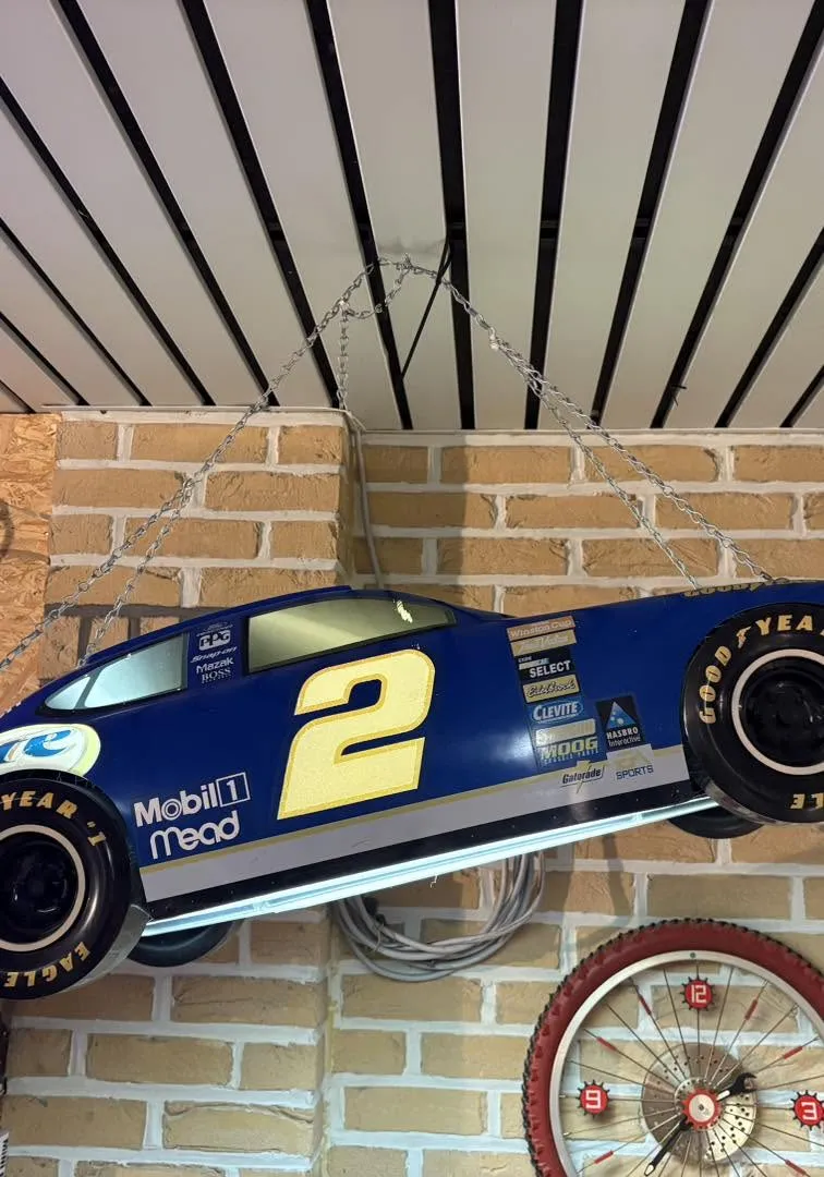 Voiture NASCAR murale n°2 – 