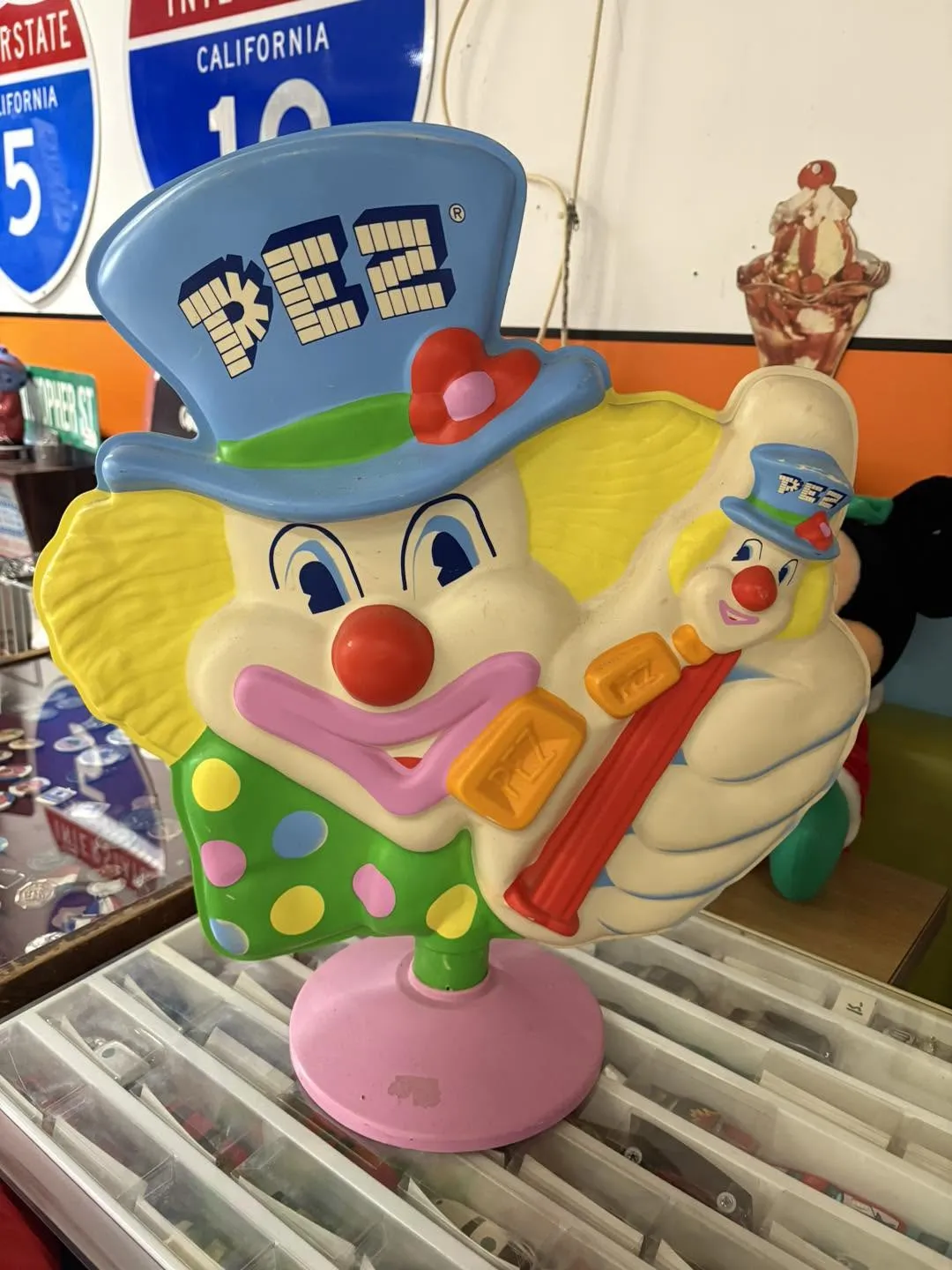 Distributeur PEZ clown géant – 
